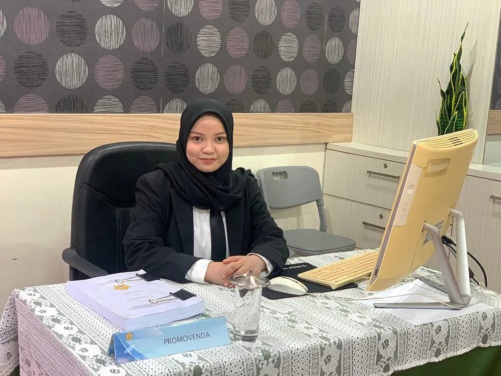 Iqra Mona Meilinda Raih Gelar Doktor dengan IPK Sempurna dan Penelitian Inovatif