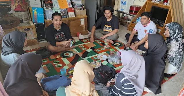Komunitas Seni Kuflet Diskusikan Pentingnya Harmoni dalam Musik dan Teater