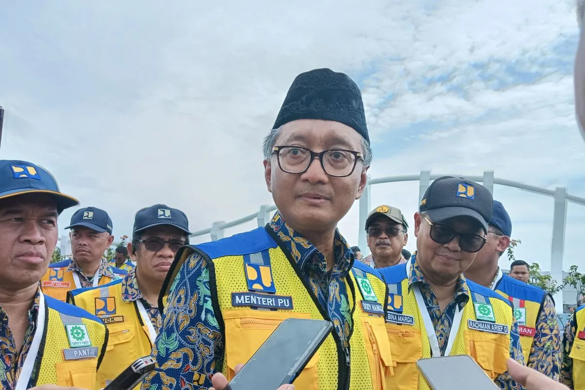 Kejanggalan Mundurnya Dua Pejabat Kementerian Pekerjaan Umum: Mencari Penjelasan