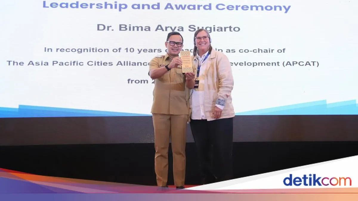Bima Arya Terima Penghargaan APCAT atas Pengendalian Tembakau di Asia Pasifik