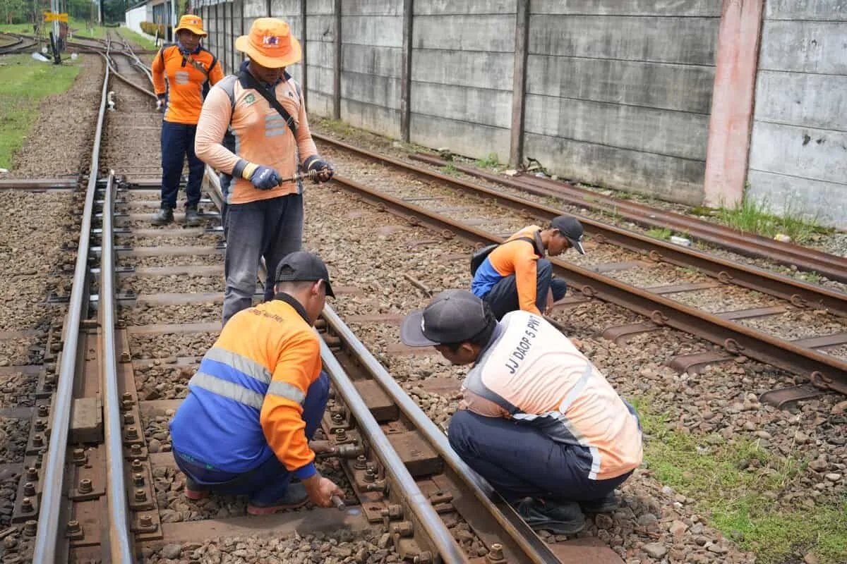 KAI Daop 5 Purwokerto Siapkan Jalur Kereta Aman Jelang Lebaran 2026