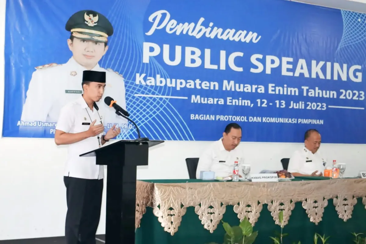 Peningkatan Kemampuan Public Speaking di Muara Enim