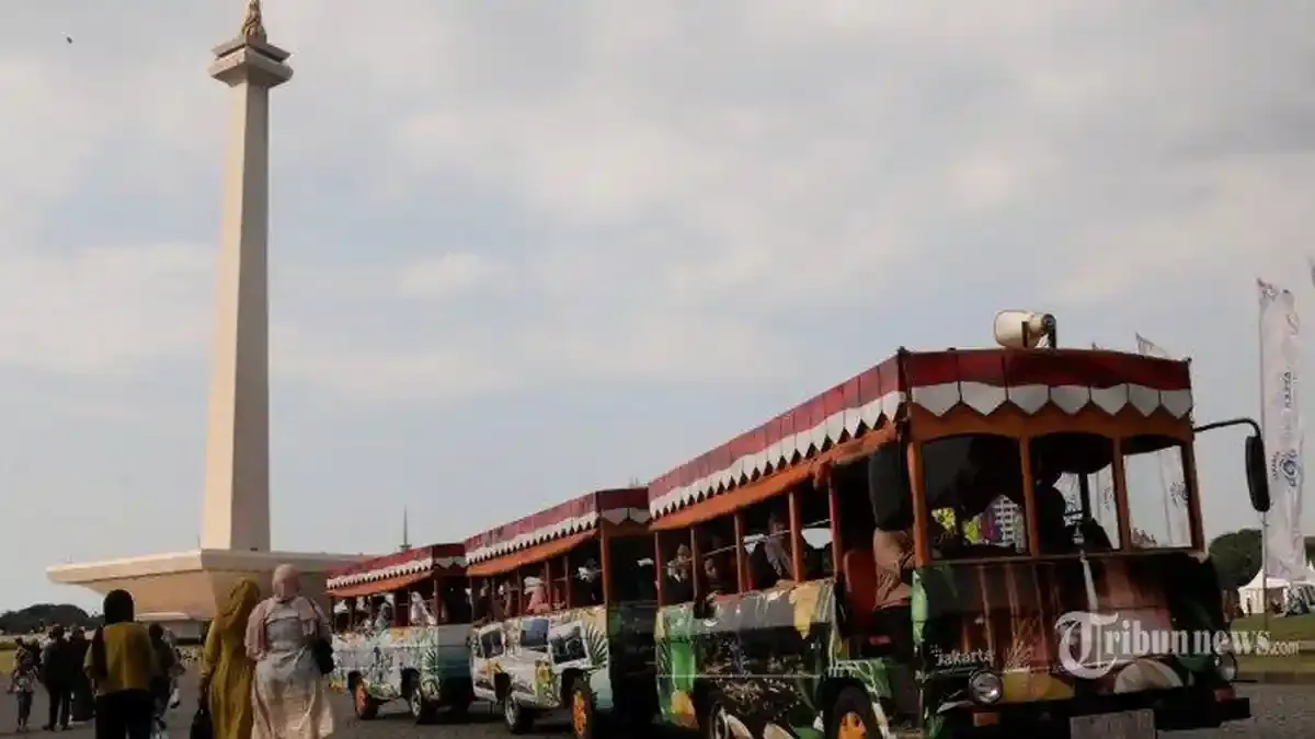 Kunjungan Wisatawan di Monas Meningkat Saat Libur Lebaran 2025
