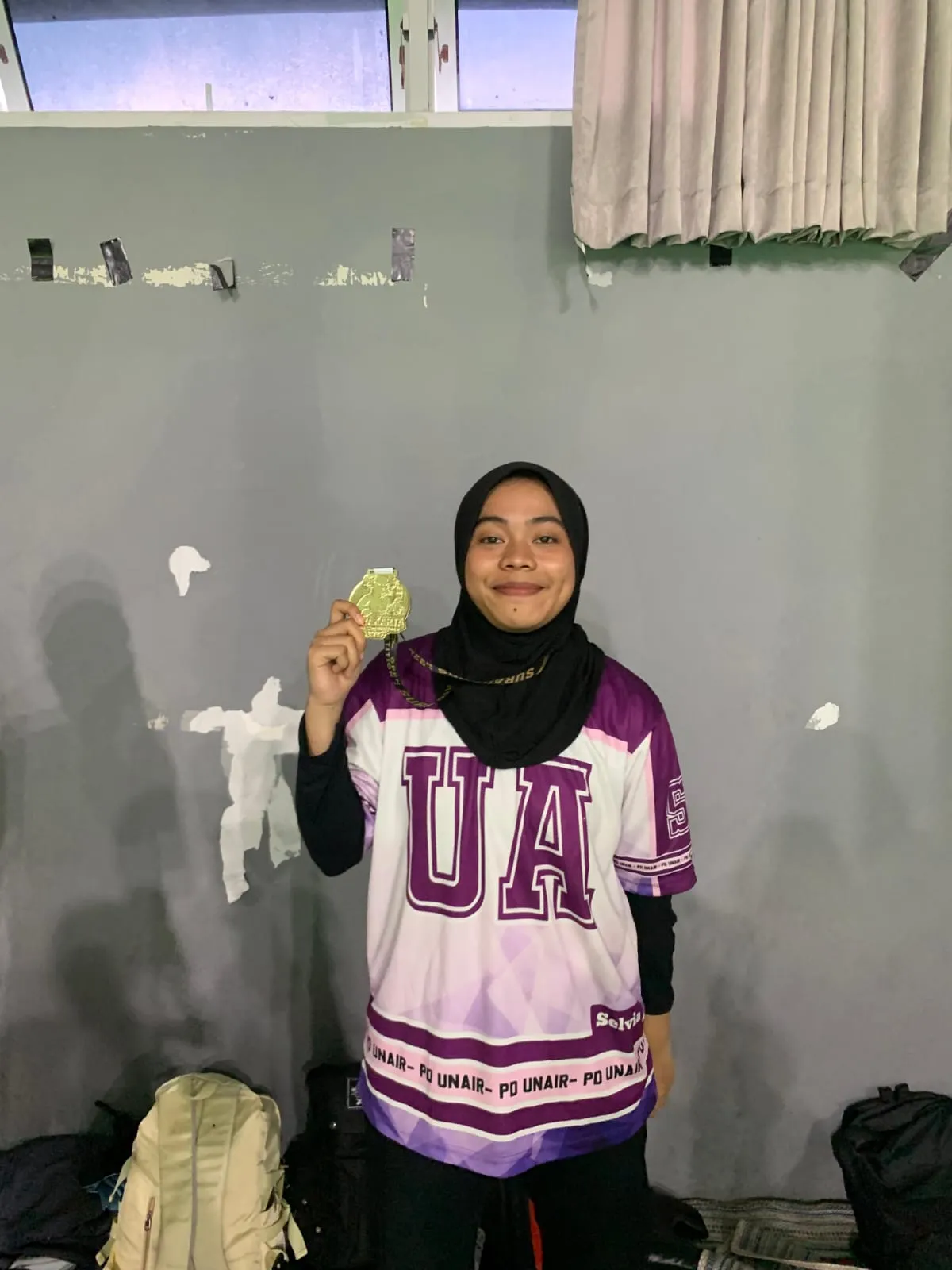 Mahasiswa FIB UNAIR Raih Medali Emas di Surakarta Open Competition