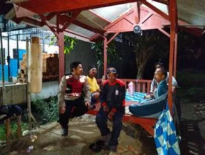 Polsek Batujaya Ajak Warga Jaga Keamanan Malam Hari