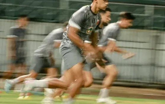 Madura United Gelar Latihan Malam Menjelang Pertandingan Melawan Arema FC