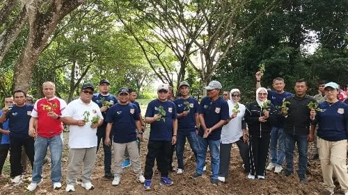 Bupati Gorontalo Dorong Nilam Jadi Komoditas Unggulan untuk Pasar Global