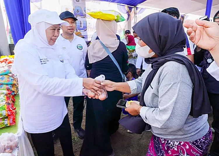 Pasar Murah Pemprov Jatim di Surabaya Jelang Ramadan Tekan Inflasi