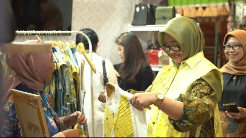 Pos Indonesia Dukung UMKM Melalui Inacraft 2026 dan Logistik Andalan