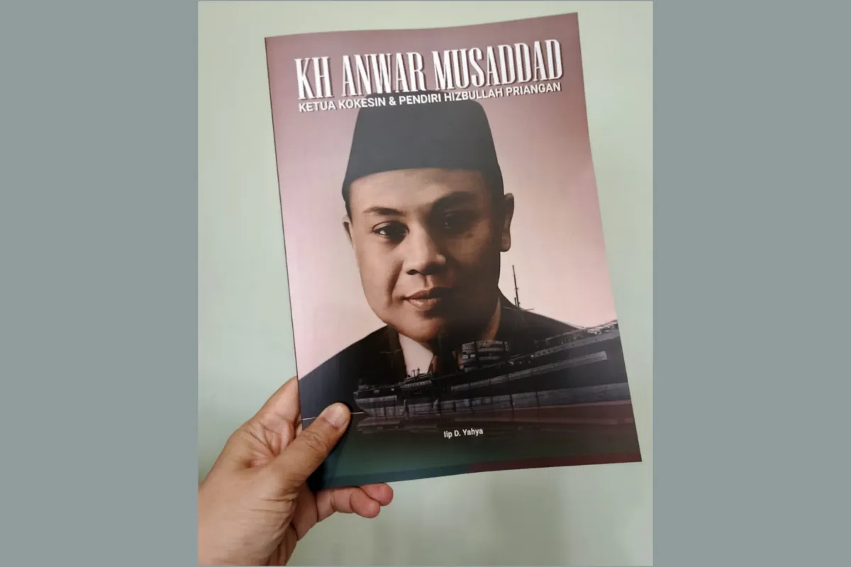Kiprah KH. Anwar Musaddad: Ulama Pejuang dan Diplomat Kemanusiaan