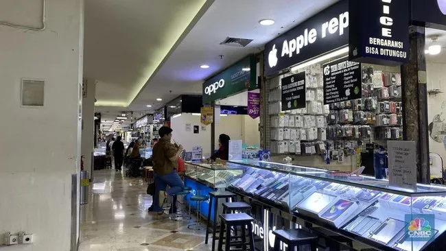 Dampak Krisis Global: Harga HP di Indonesia Melonjak