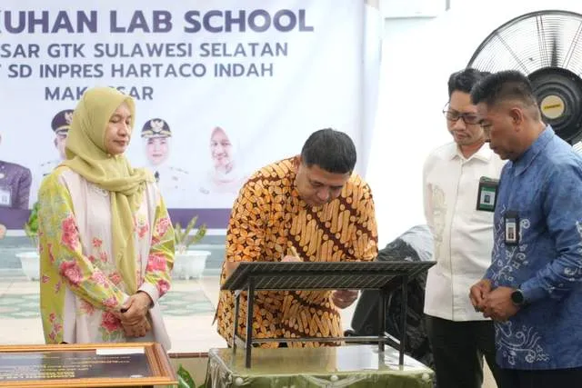 Wali Kota Makassar Luncurkan Program Pengiriman Guru ke Luar Negeri