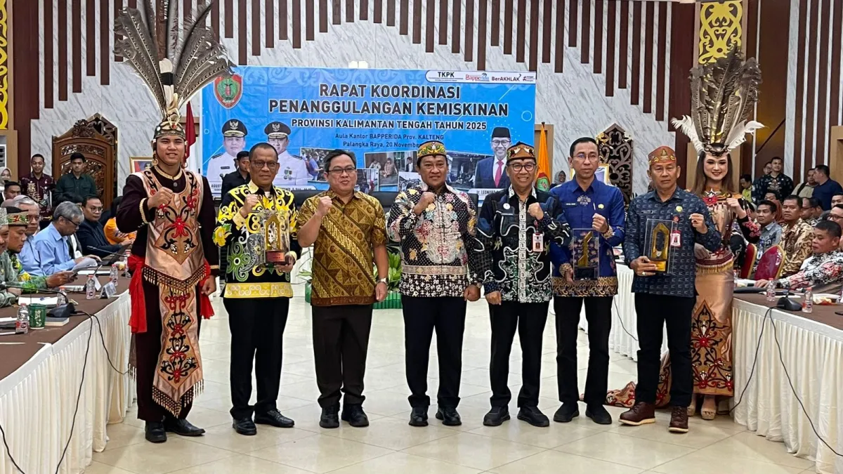 Bartim Terima Penghargaan Tertinggi Penurunan Kemiskinan di Kalteng