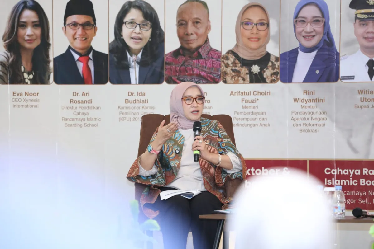 Menteri Rini: Peran Perempuan Kunci dalam Reformasi Birokrasi