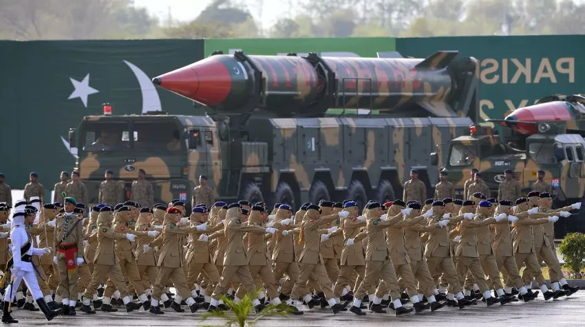 Tensi Meningkat: Pakistan Peringatkan Ancaman Konflik Nuklir dengan India
