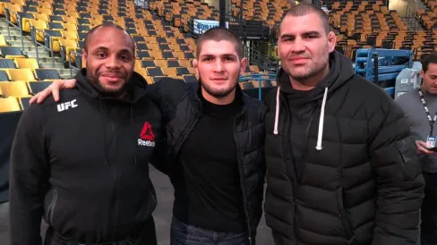 Javier Mendez Sambut Kembalinya Cain Velasquez sebagai Inspirasi Para Ayah