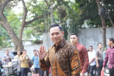 Pemerintah Tetap Kawal Proyek Kereta Cepat Jakarta-Surabaya