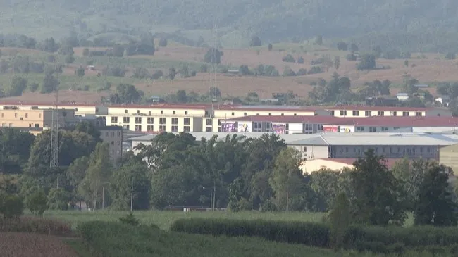 Militer Myanmar Ledakkan Gedung Penipuan Daring di Myawaddy