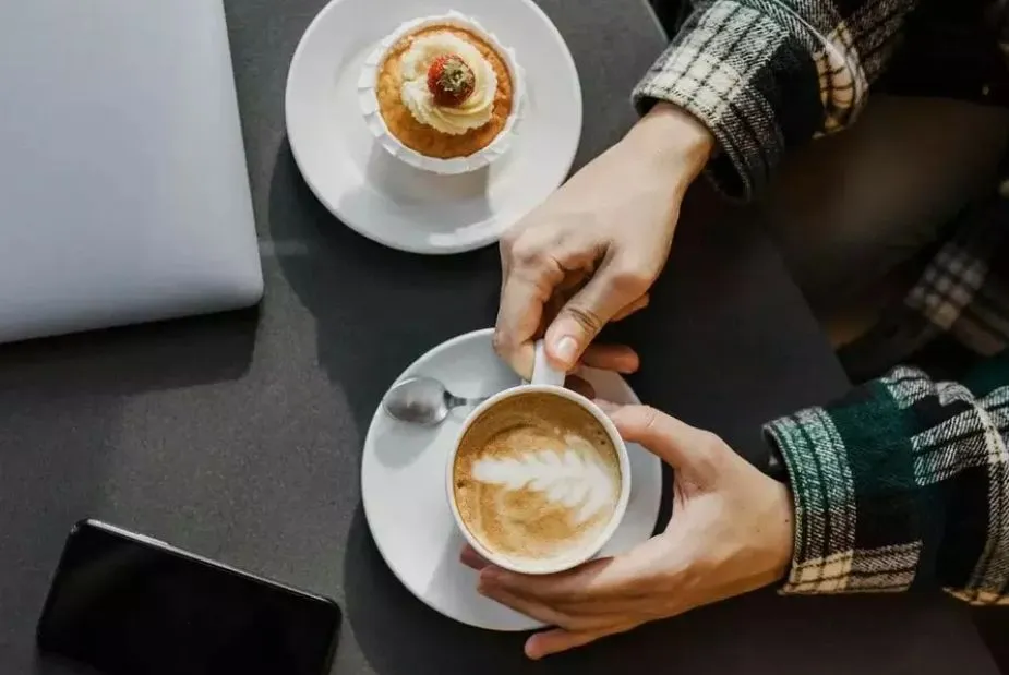 Strategi Menikmati Kopi Selama Ramadan agar Tetap Bugar