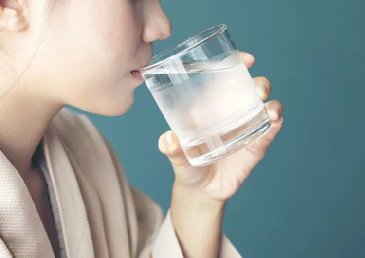 Fakta Tentang Minum Air Dingin dan Kesehatan Jantung