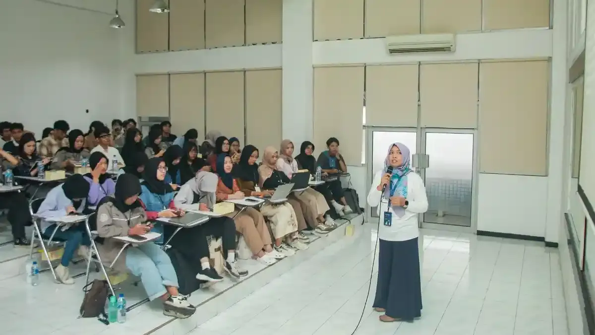 Mahasiswa Yogyakarta Berlatih Menjadi Wartawan dalam Pelatihan Jurnalistik