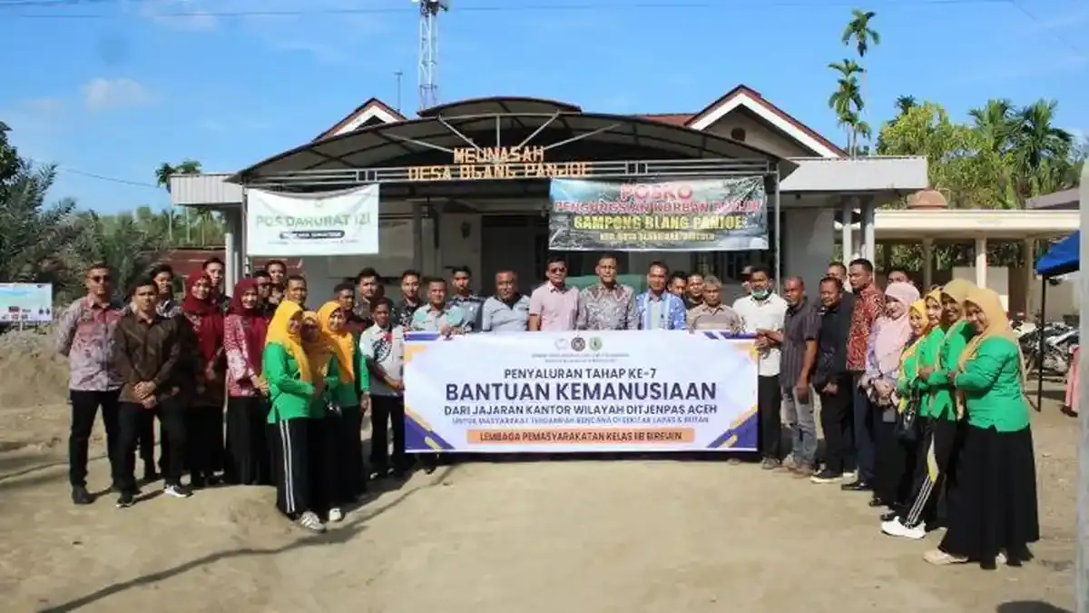 Lapas Bireuen Salurkan 100 Paket Sembako untuk Korban Banjir di Blang Panjoe
