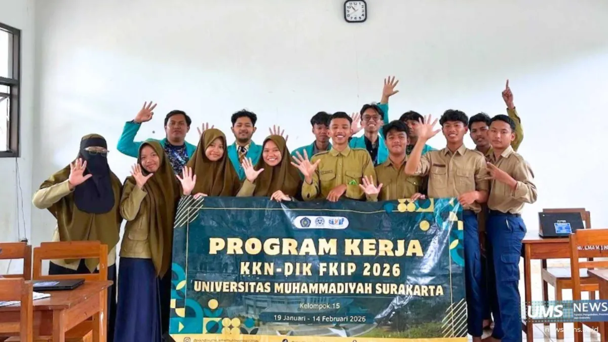 Mahasiswa KKN UMS Gelar Pelatihan AI untuk Siswa SMA Muhammadiyah 1 Wonogiri