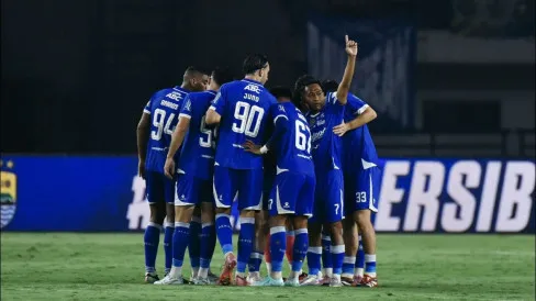 AFC Akan Sanksi Persib Bandung Usai Insiden Suporter Masuk Lapangan