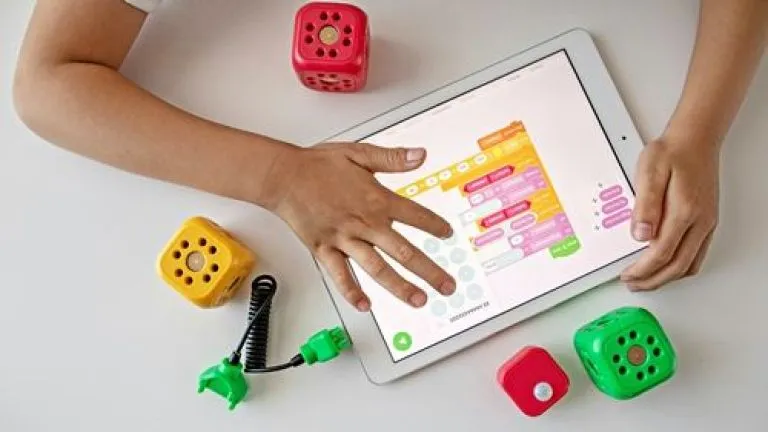 Pemerintah Perkuat Perlindungan Anak di Era Digital melalui Regulasi dan Literasi