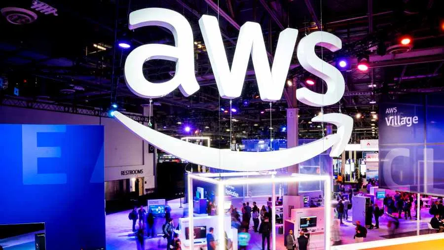 Amazon Luncurkan Chip AI Trainium3 Untuk Tantang Nvidia dan Google