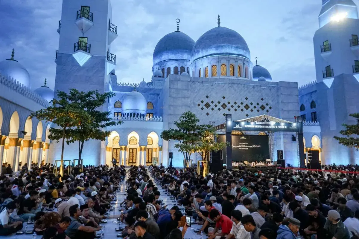 Jadwal Buka Puasa Ramadhan 2026 di Bandung: Magrib Pukul 18.19 WIB