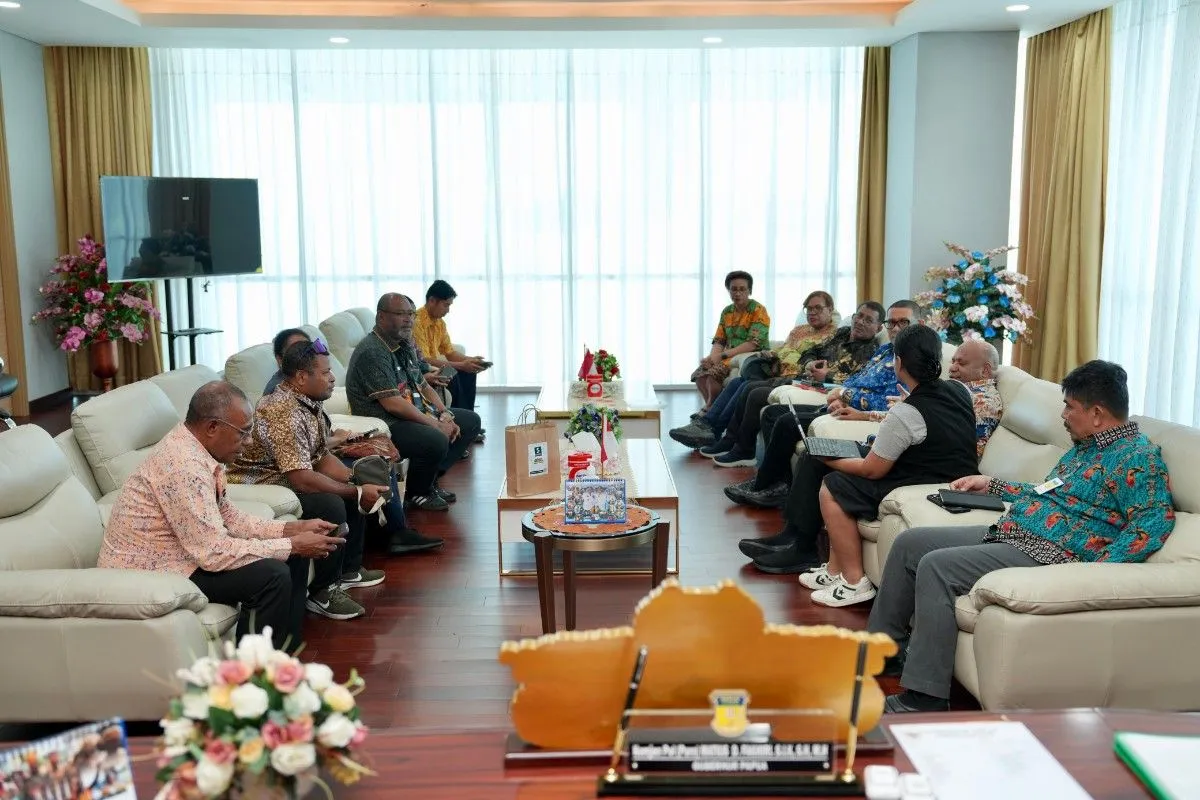 Pemprov Papua Kembangkan Sagu sebagai Penggerak Ekonomi Kerakyatan 2026