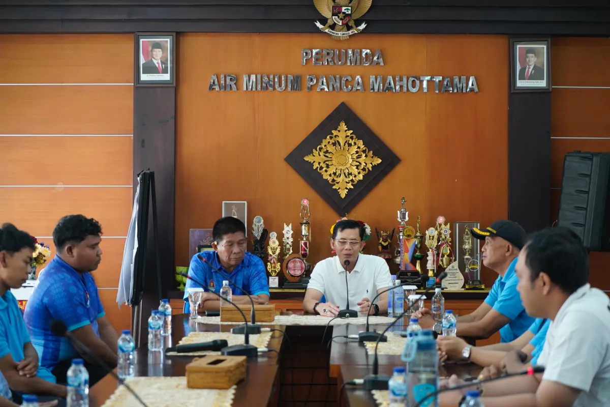 Bupati Satria Dorong Peningkatan Pelayanan PDAM Klungkung