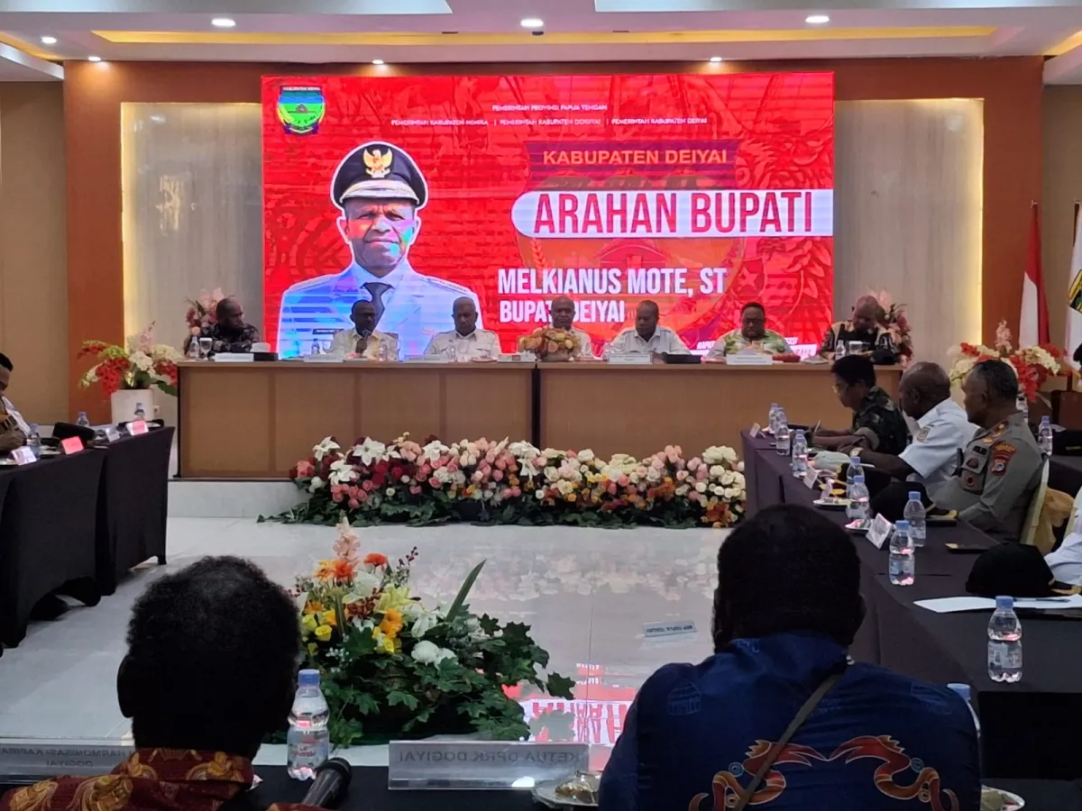 Gubernur Meki Nawipa Dorong Penyelesaian Konflik Kapiraya Melalui Pengakuan Adat