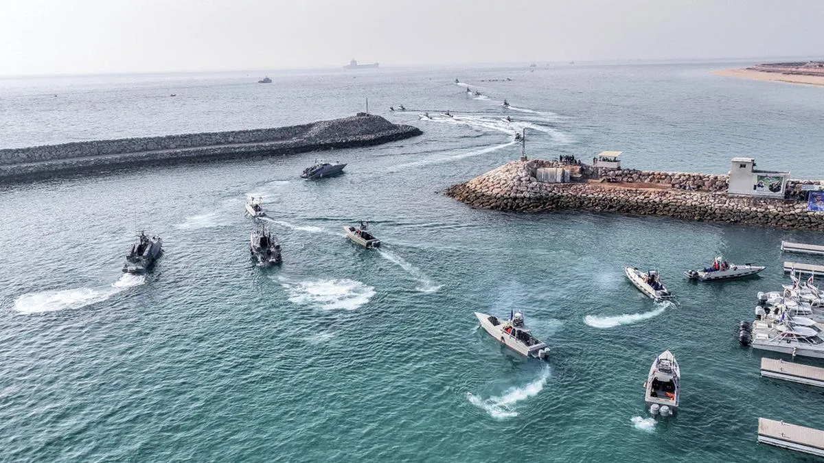 Iran Menutup Selat Hormuz Pasca Serangan Israel dan AS di Sekolah