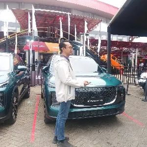 LEPAS L8 Perkenalkan Fitur Parkir Pintar untuk Kemudahan Berkendara di Kota