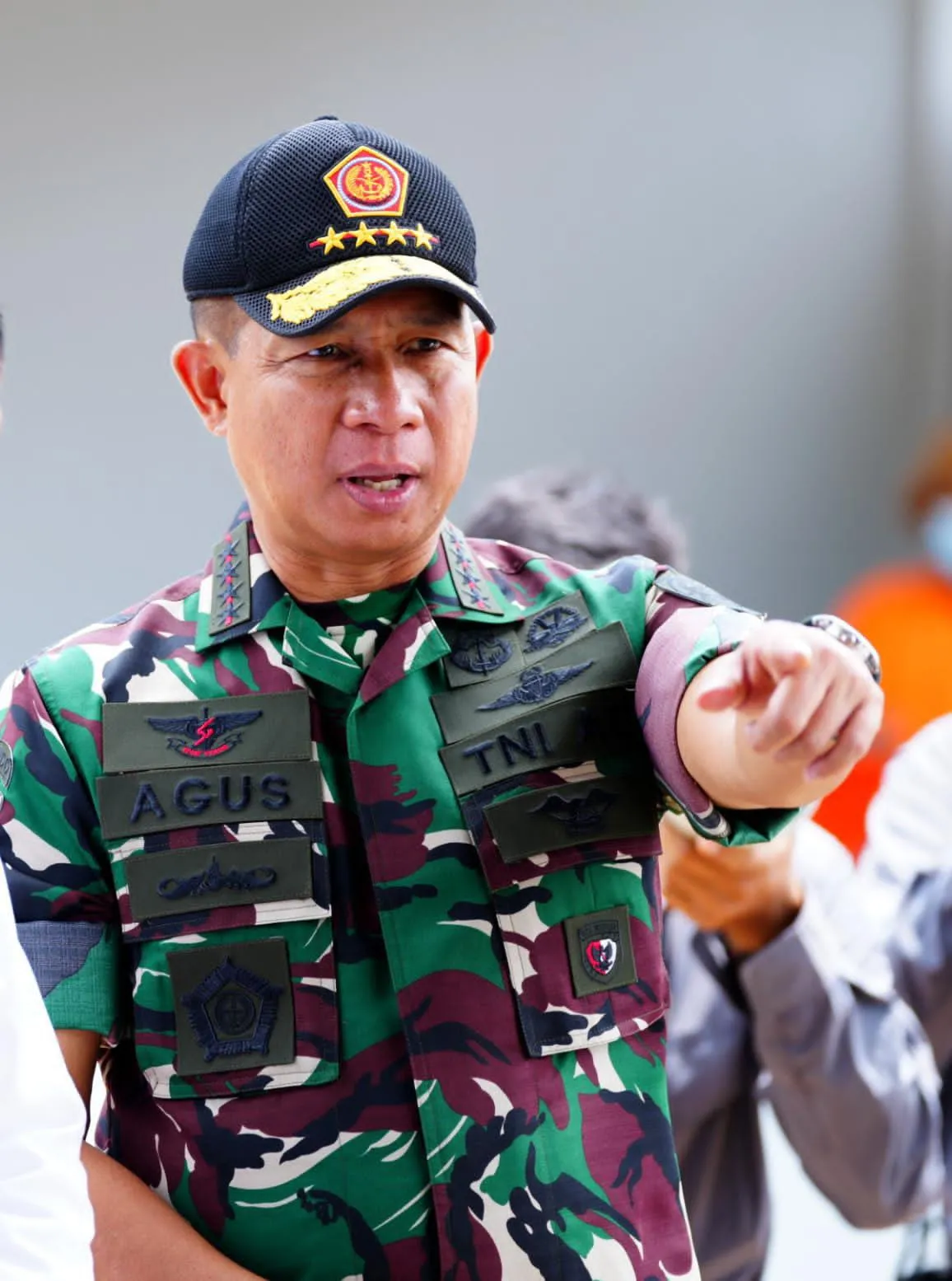 Panglima TNI Tegaskan Tindakan Tegas Terkait Pengibaran Bendera di Aceh