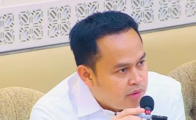 Gugatan Batas Usia KPU-Bawaslu: Hak Konstitusional Warga Negara Diuji di MK