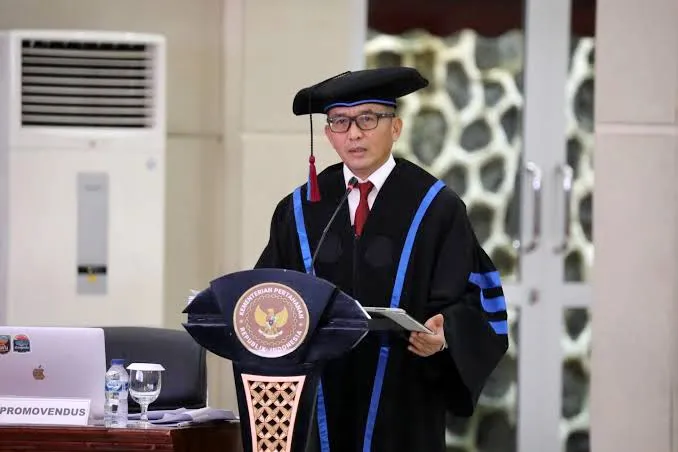 Arif Badruddin Raih Gelar Doktor dengan Inovasi Model AI untuk Ketangguhan TNI AL