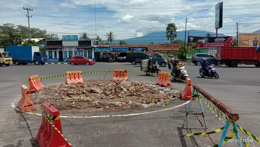 Pembangunan Gerbang Kalpataru Dimulai, Tugu Blondo Dihapus