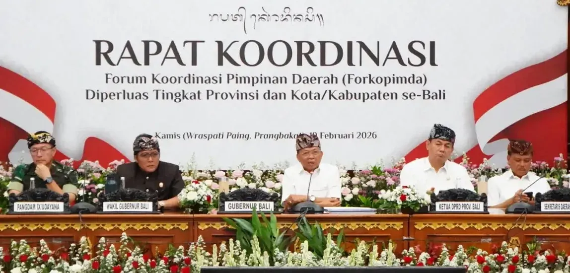 Gubernur Koster Tegaskan Pentingnya Penanganan Sampah dan Pariwisata di Bali