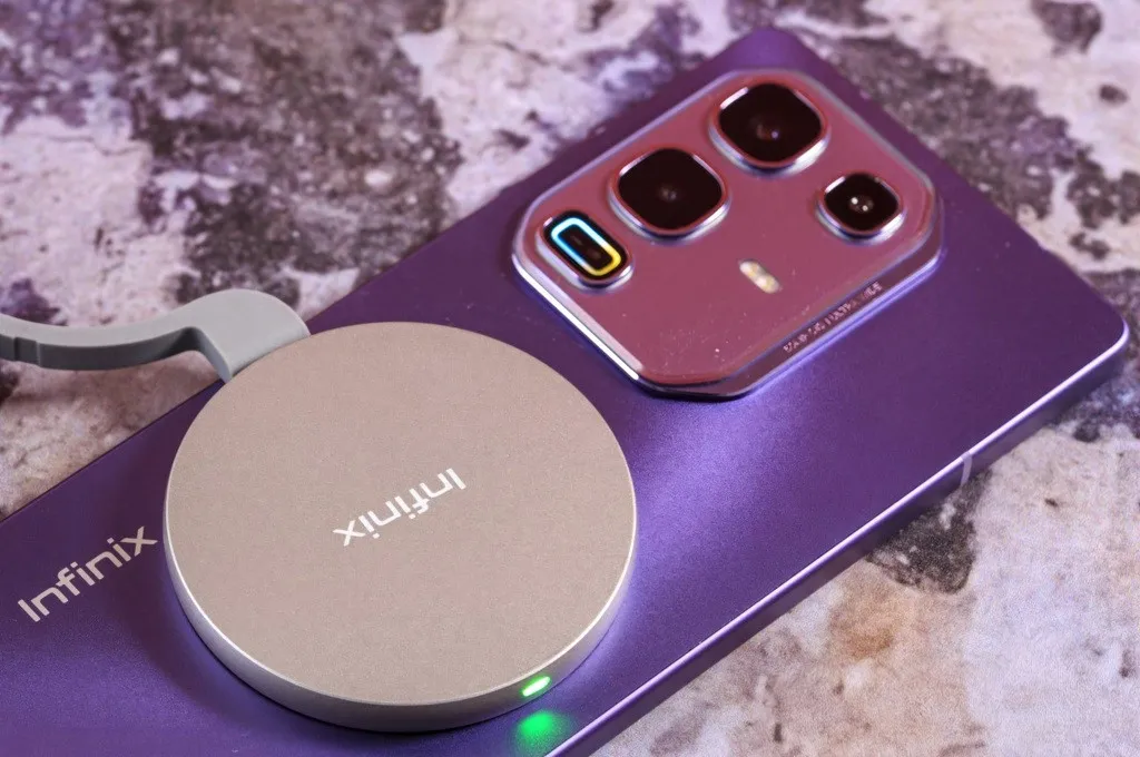 Ponsel Murah dengan Wireless Charging Kini Hadir di Pasaran