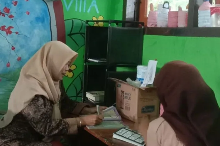 SMPN 3 Tegalombo Pacitan Ciptakan Pojok Baca Estetis untuk Tingkatkan Literasi Siswa