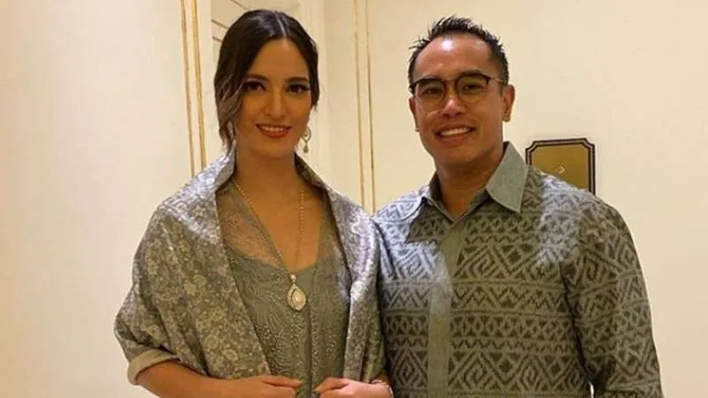 Nia Ramadhani: Ardi Bakrie, Suami Bucin yang Romantis