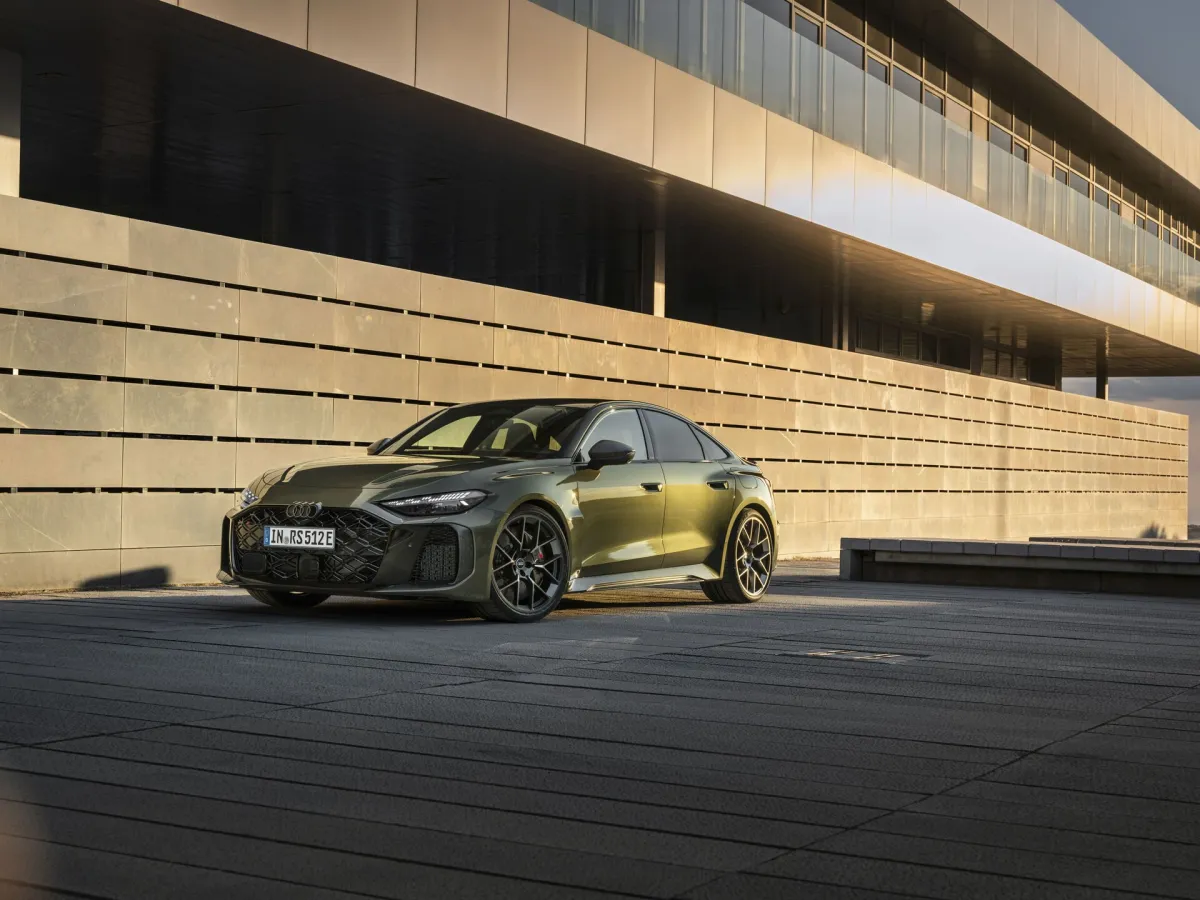 Audi RS 5 Hybrid: Era Baru Mobil Sport Performa Tinggi