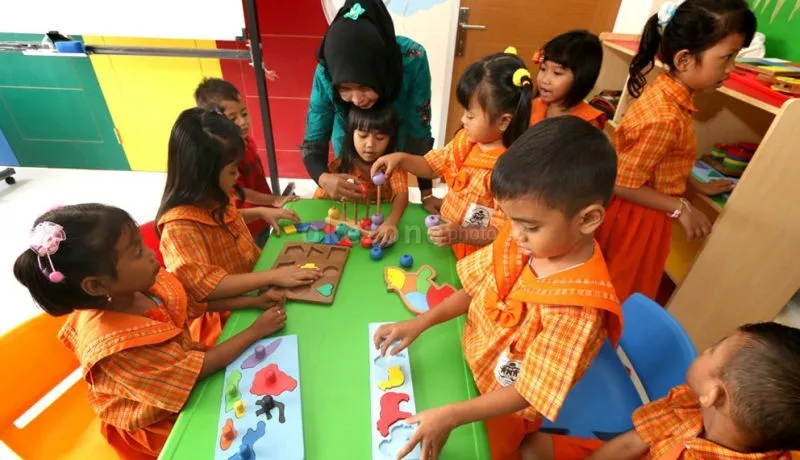 Pentingnya Kesejahteraan Guru Honorer dalam Pembangunan Pendidikan Nasional