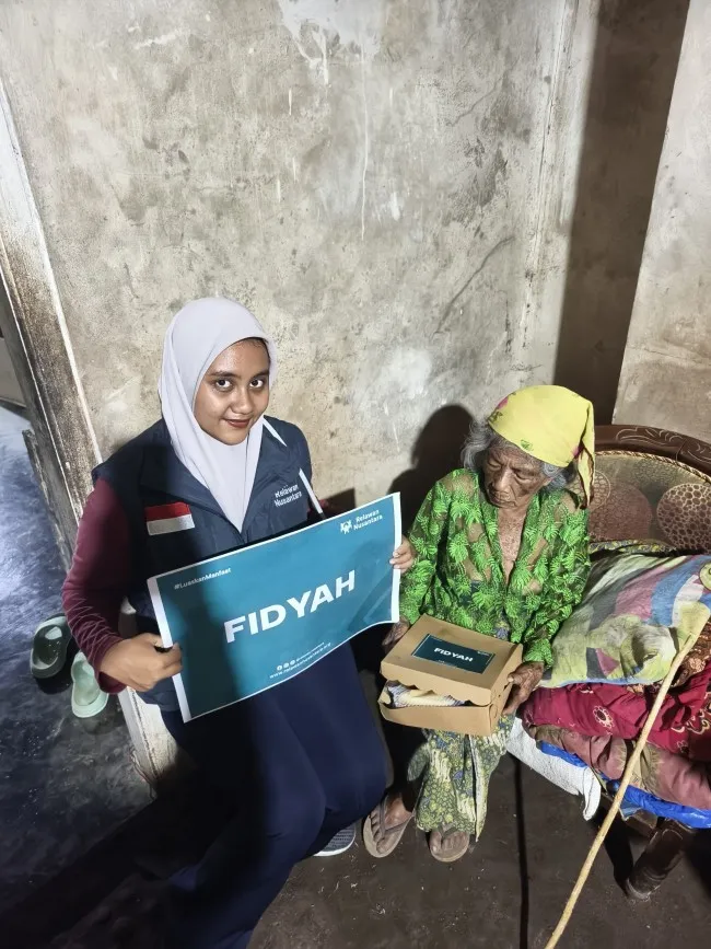 Relawan Nusantara Salurkan 100 Kotak Makanan Fidyah di Ramadan