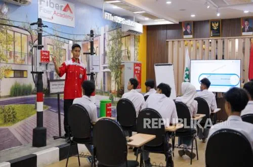 Telkom Akses Luncurkan Program Kelas Industri Digital untuk Tingkatkan Kompetensi Siswa dan Guru