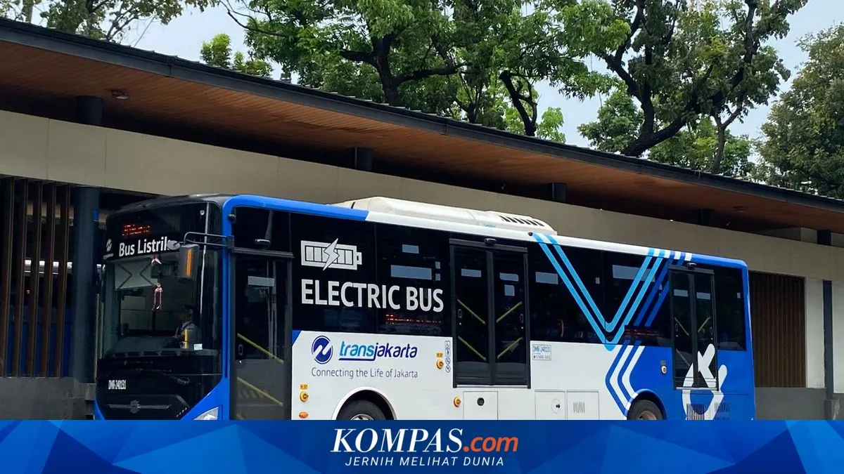 Transjakarta Izinkan Penumpang Buka Puasa di Dalam Bus Mulai 19 Februari 2026