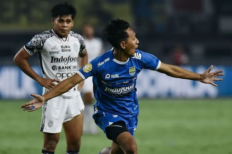 Persib Bandung Resmi Juara Liga 1 Musim 2024/2025 Tanpa Bermain